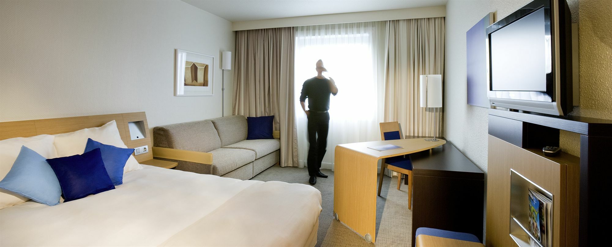เมอร์เคียว ปารีส เลอ บูร์เก Hotel เลอบล็องเมนิล ภายนอก รูปภาพ
