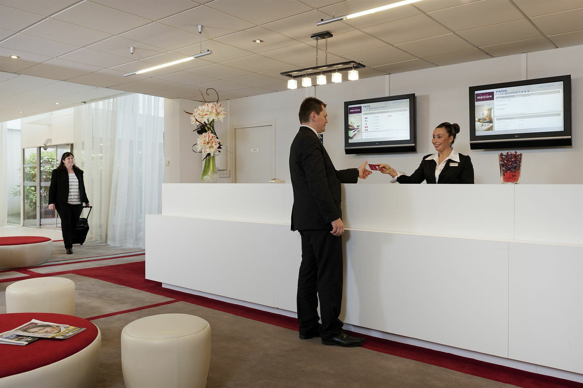 เมอร์เคียว ปารีส เลอ บูร์เก Hotel เลอบล็องเมนิล ภายนอก รูปภาพ