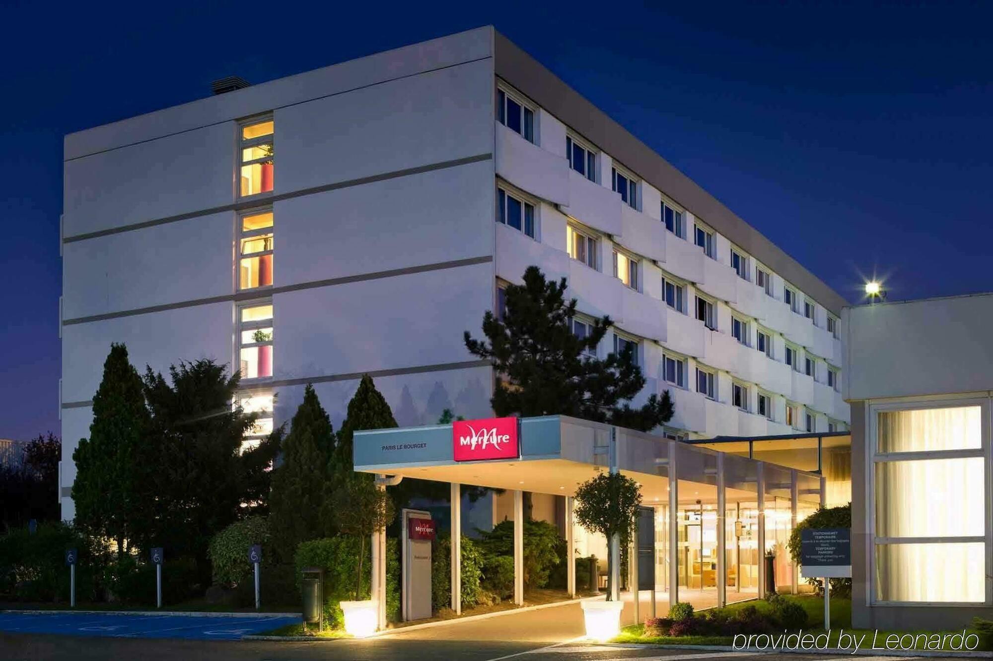 เมอร์เคียว ปารีส เลอ บูร์เก Hotel เลอบล็องเมนิล ภายนอก รูปภาพ